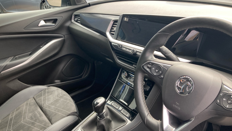 Vauxhall Grandland 1.2 Turbo Ultimate 5dr Petrol Hatchback